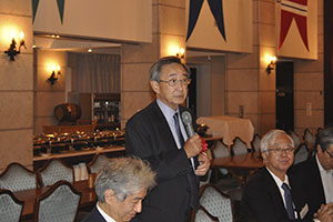 懇親会での朝田会長ご挨拶