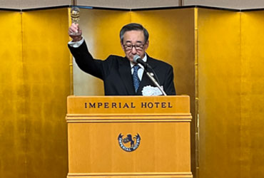 朝田丸紅名誉理事（BMC前会長）による乾杯挨拶