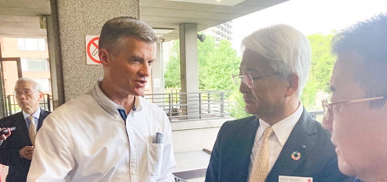 The Secretary of State for Transport The Rt Hon Mark Harper MP and Chairman Suzuki
